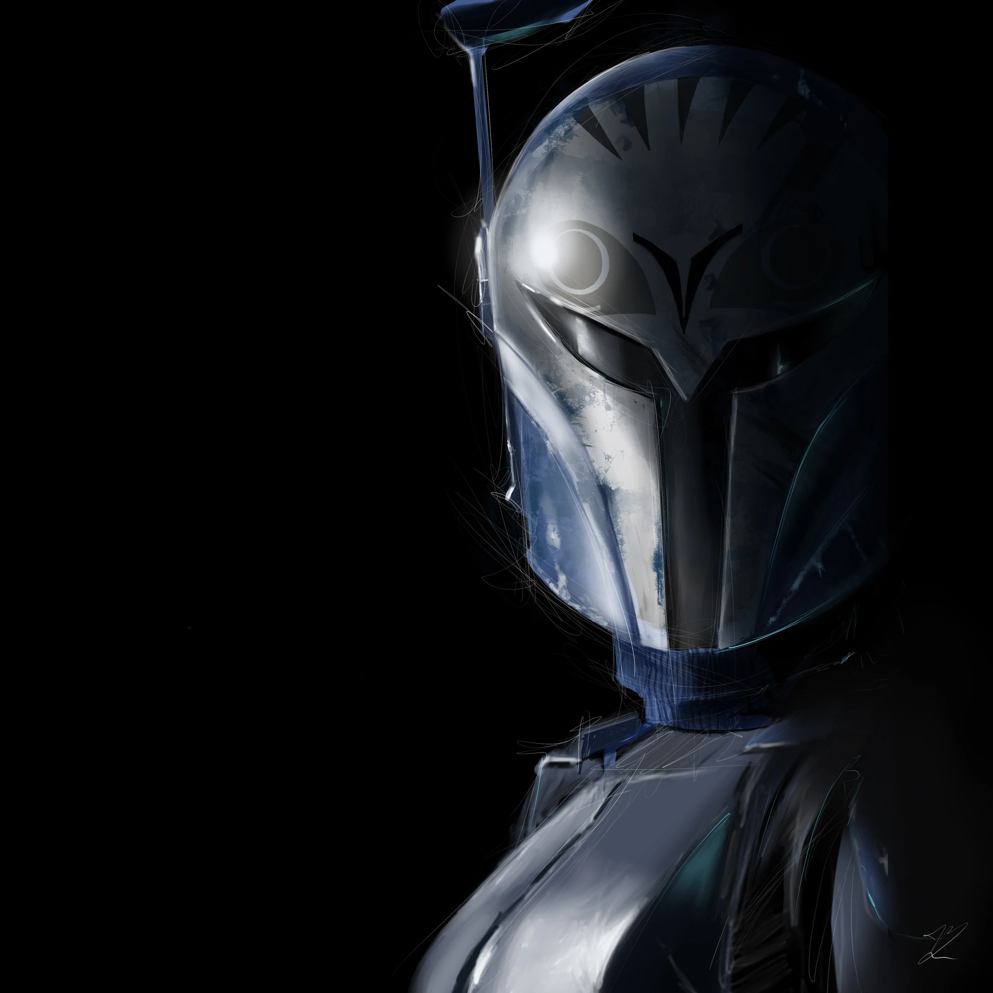 Casque mandalorien bleu et argent de Bo-Katan, de trois quarts, antenne relevée, fond noir., monté en caisse américaine